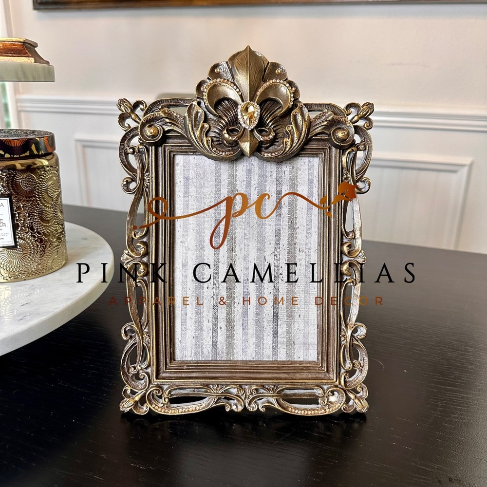 Fleur de Lis Picture Frame 5” x 7”